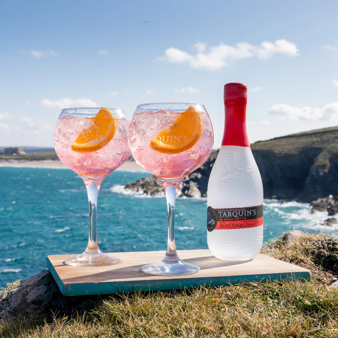 Tarquin's "The SeaDog" Navy Strength Gin - Image 3